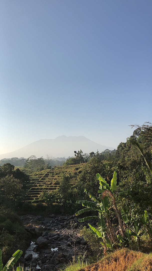 Gunung Mistis di Indonesia - Gunung Lawu - Noice