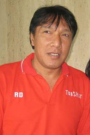 Pemain bola terbaik indonesia - Robby Darwis-Wikipedia