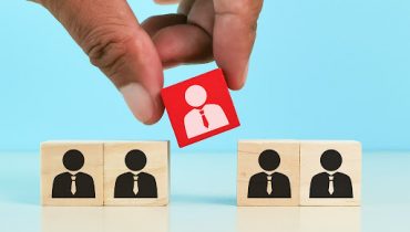 5 Perbedaan Karakter Bos dan Pemimpin yang Baik