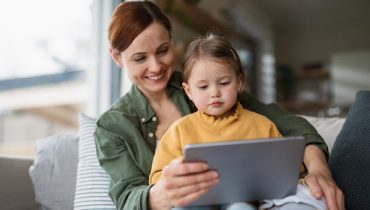 5 Tantangan Menjadi Single Parent dan Cara Menghadapinya