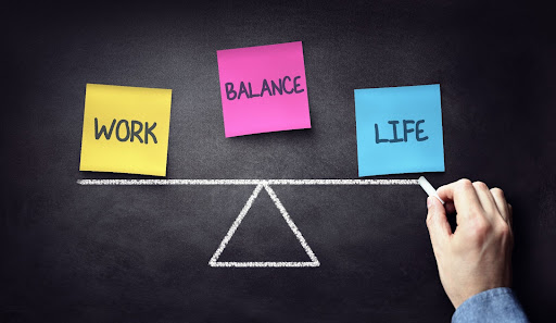 Tips Work Life Balance untuk Kamu Si Pekerja Keras