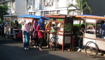 9 Rekomendasi Jajanan Anak Sekolah untuk Ide Jualan