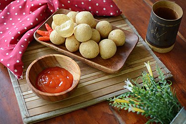 Tahu bulat - Jajanan sekolahan untuk ide jualan  - Wikipedia