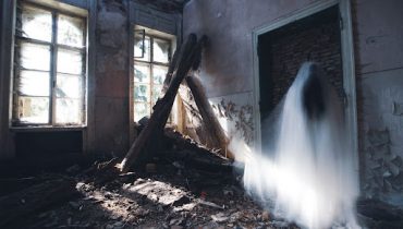 Legenda Hantu Lampor, Kisah Keranda Terbang yang Bikin Merinding