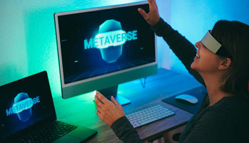 Metaverse: Definisi, Cara Kerja, dan Contohnya
