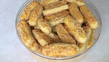 10 Rekomendasi & Resep Kue Khas Lebaran Lezat Terpopuler