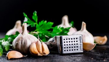 Manfaat Bawang Putih, Lebih Optimal Dimakan Mentah atau Matang?