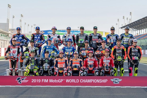 9 Pembalap MotoGP Terkenal Dunia, Ada Rossi Tentunya!