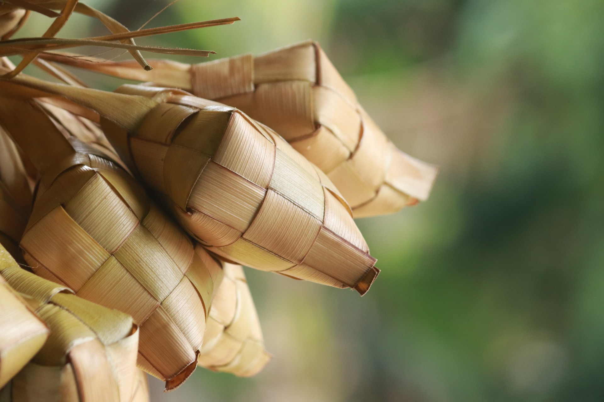 10 Makanan Khas Lebaran di Indonesia yang Paling Populer