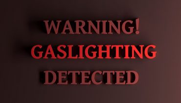 Sering Mengalami Gaslighting dalam Hubungan, Atasi Dengan Sikap Ini